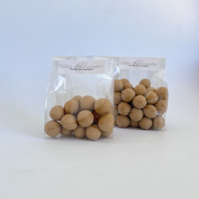 Dragée hasselnødder med karamelliseret hvid chokolade