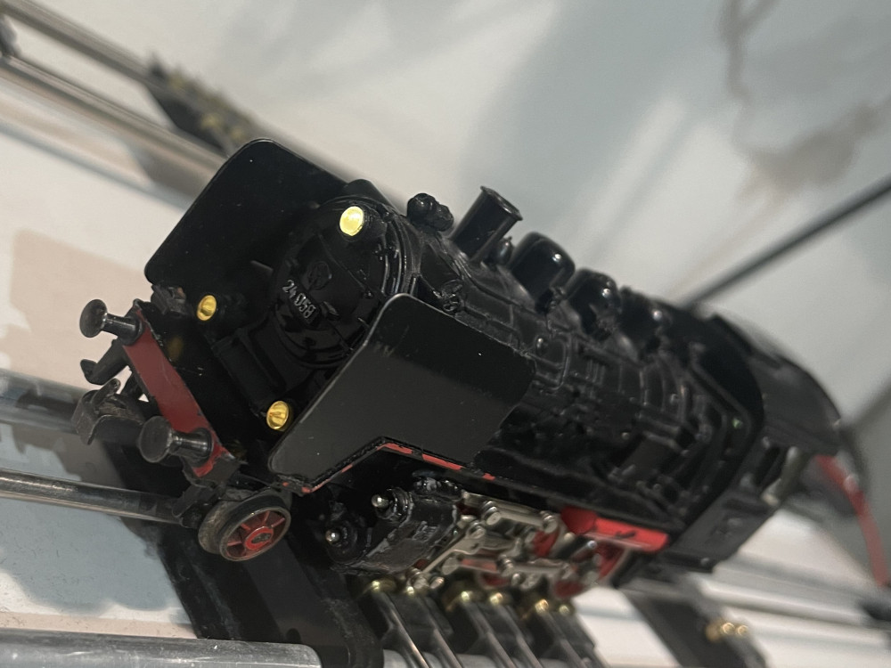 LED + holder til Märklin 3000, 3003, 3031 m.fl. uden sokkel til pære