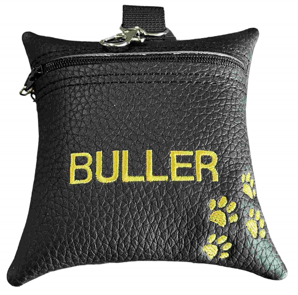 Godbidstaske i sort kunstlæder med poter og navn