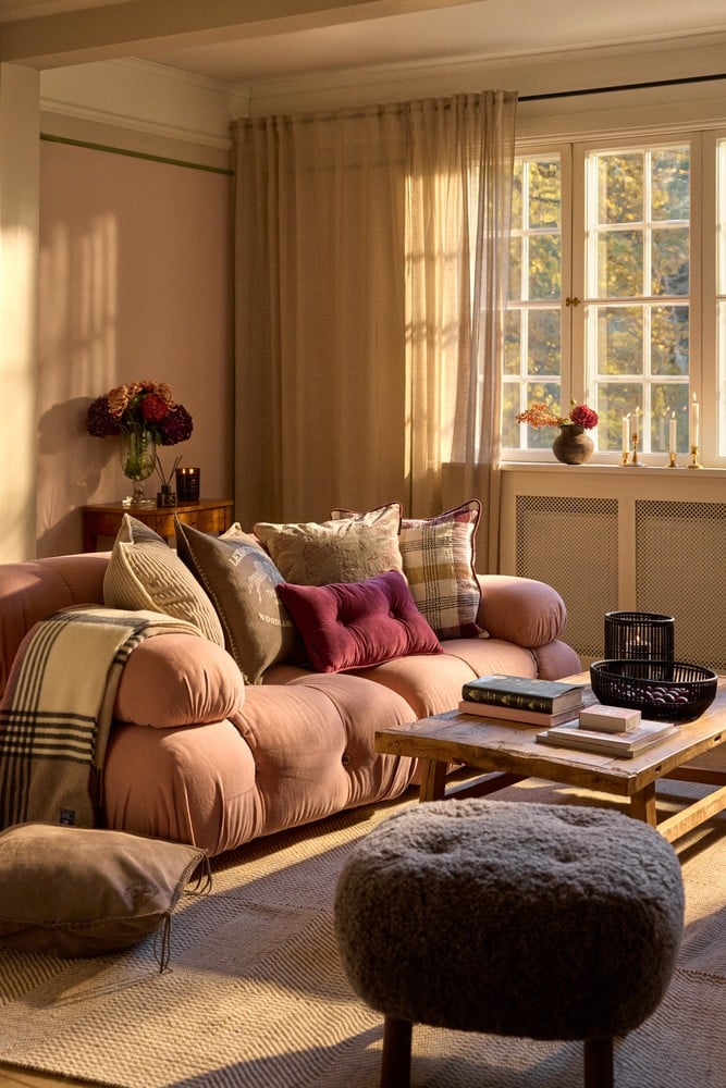 Lexington håndlavet rattan lysestage i sort, medium