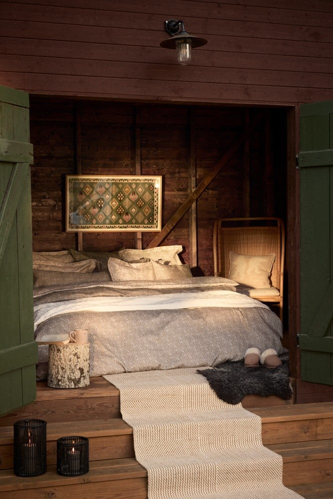 Lexington sengesæt i bomuldssatin med efterårsblademotiv, hvid/beige