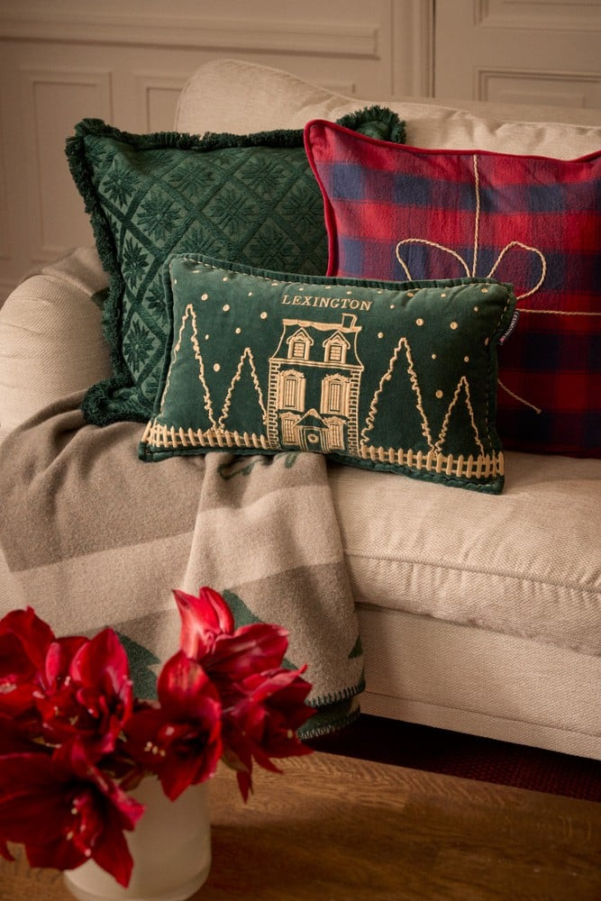 Lexinton wrapped checked organic flannel pillow cover, dark blue/red