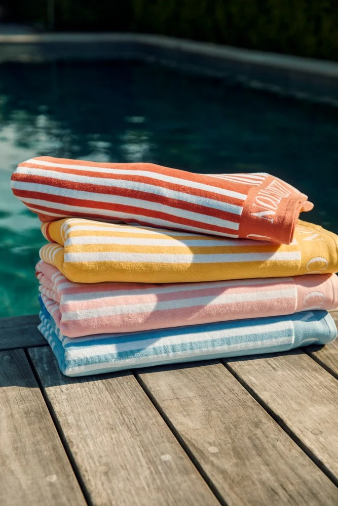 Long island beaches-strandhåndklæde i bomuldsvelour, gul/koral