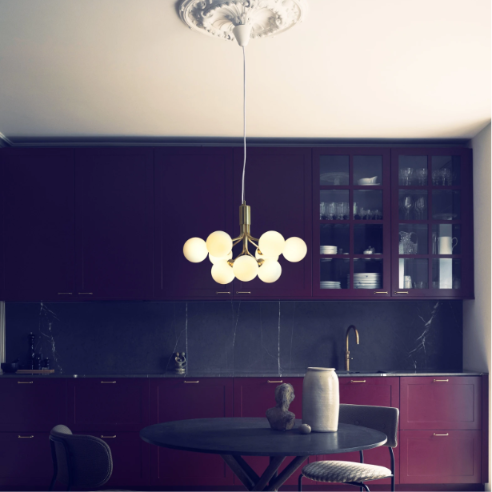 Nuura Apiales 9 Lysekrone Brushed Brass/Opal White