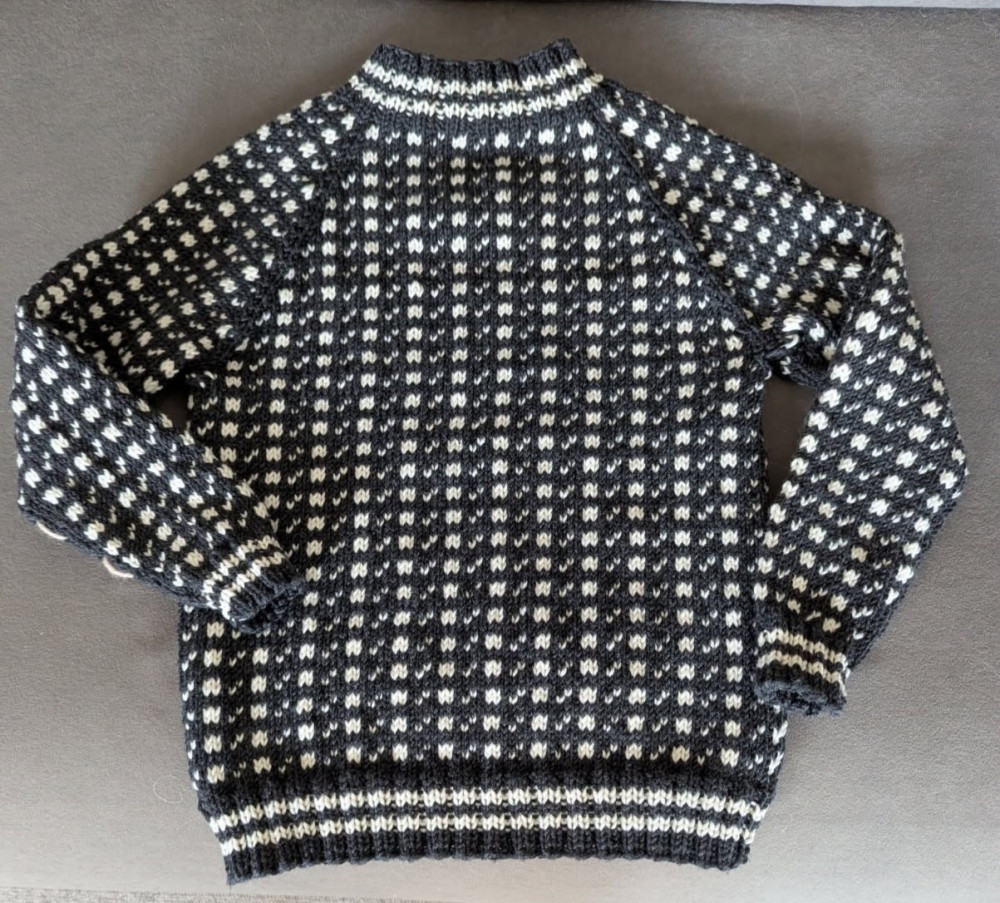 Børnesweater i merinould str. 7-8år