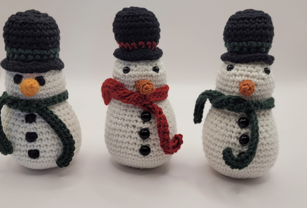 Hæklet snemand, rød