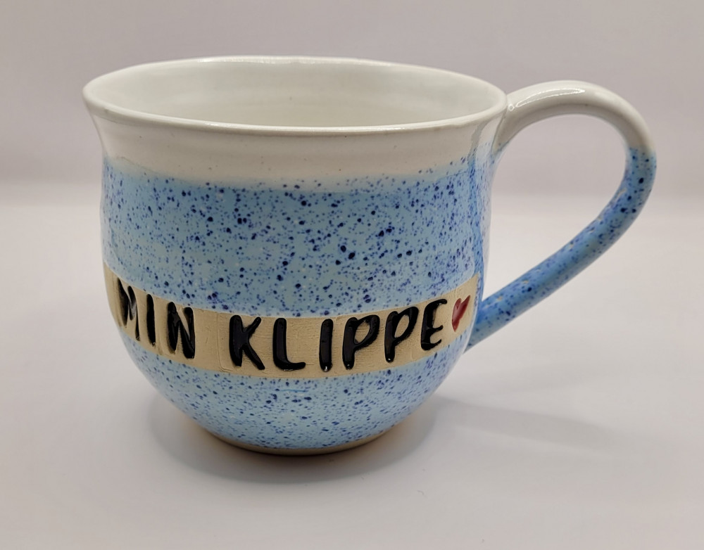 Krus i keramik "Min Klippe"