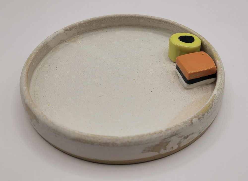 Lakridskonfekt mini fad, råhvid og mat