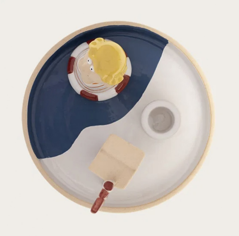 Lysestage med badende barn. KOMMER TIL AUG 26