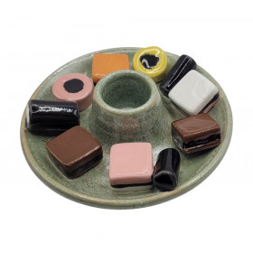 Lysestage med lakridskonfekt, grøn