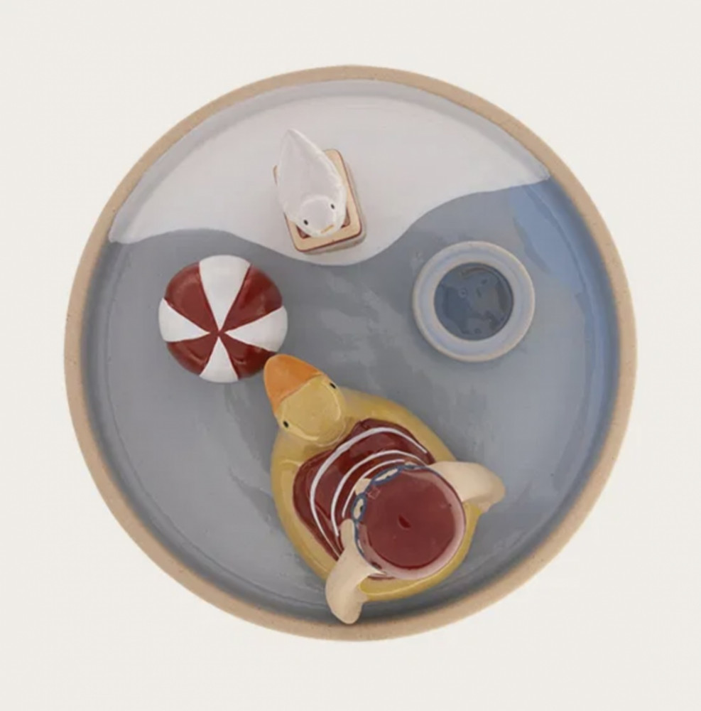 Lysestage med strand tema. KOMMER TIL AUG 26.