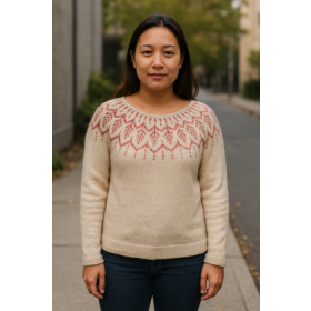 striksweater hvid med lyserød mønster