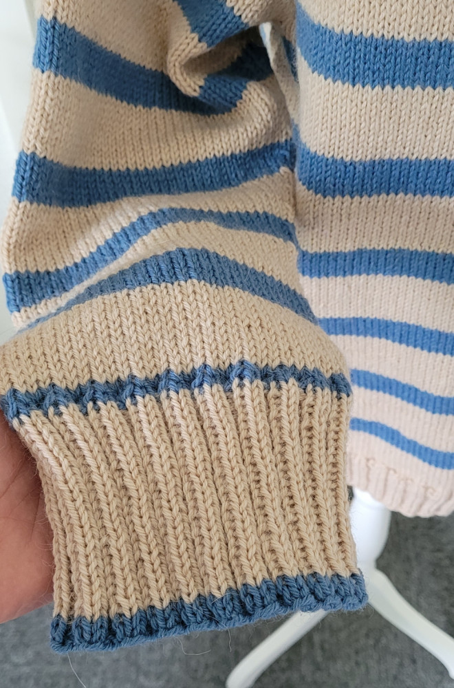 Striksweater til dame hvid/blå stribet