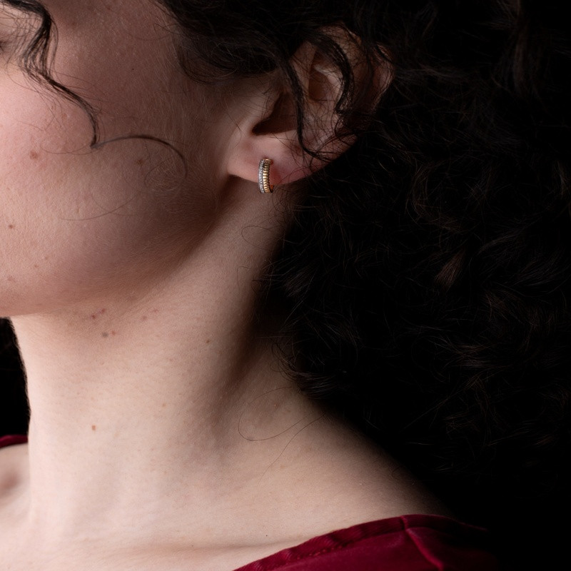 "Marina" – 18Kt semi-creol, 2x0.10tcw