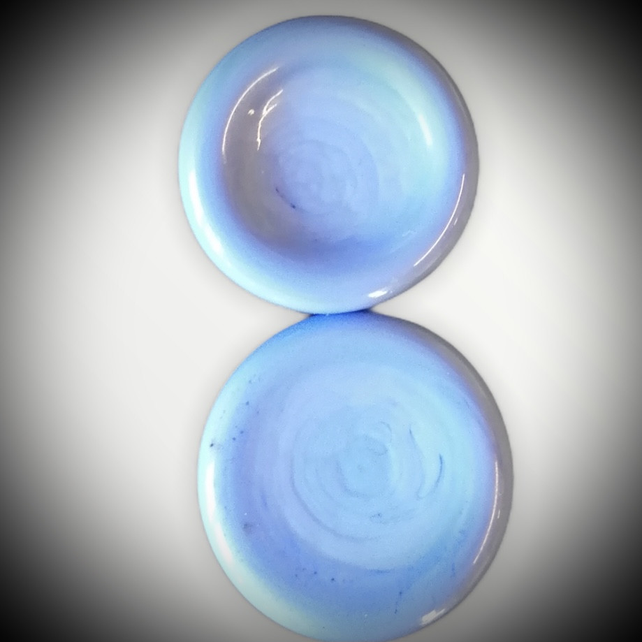 Osteknapper, lyseblå