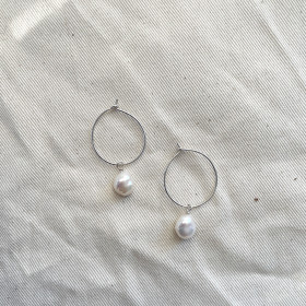 Pearl earrings