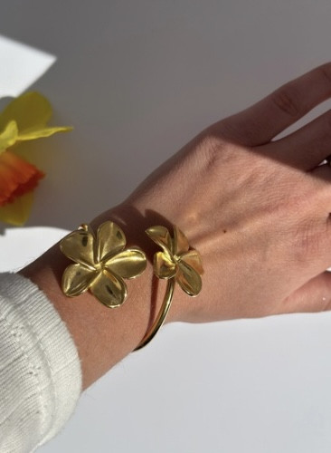 Blomster armbånd