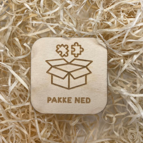 PAKKE NED