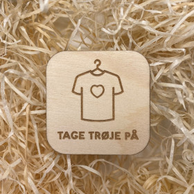TAGE TRØJE PÅ, PIGE