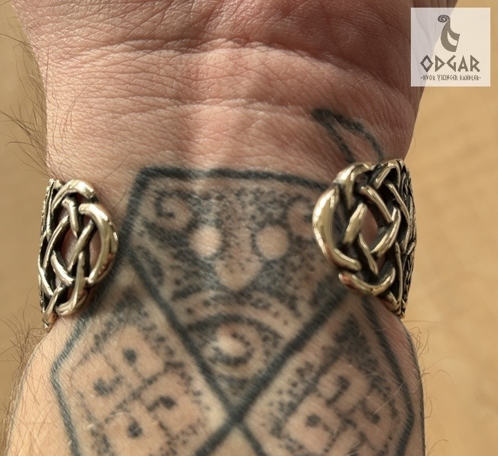 Armring viking, (håndledsring) i bronze, kopi efter fund i Irland (2,2mm)