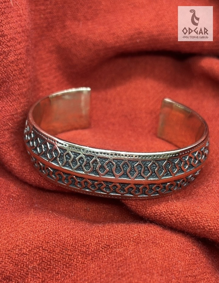 Armring viking i bronze, efter fund ved Dalanar i Sverige, 2cm