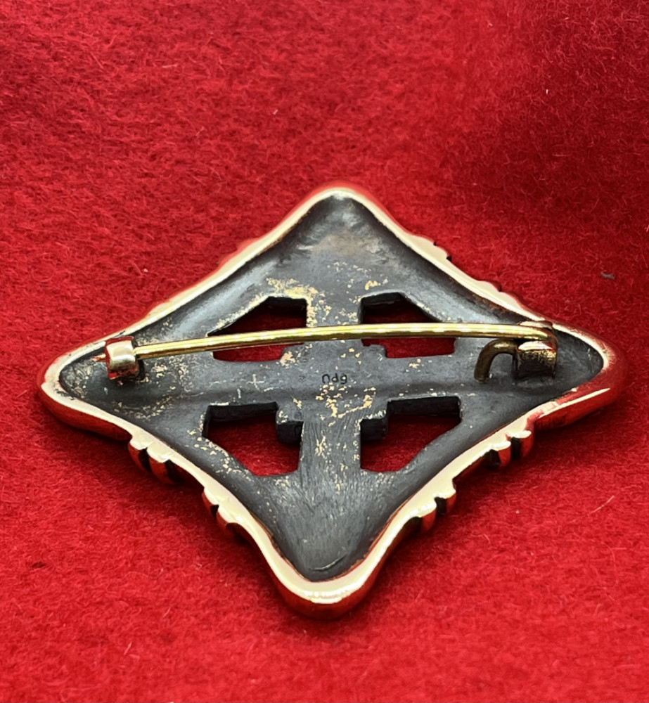 Broche Ulstrup Dragtspænde i bronze -  Firekant spænde fra Ulstrup Herregård