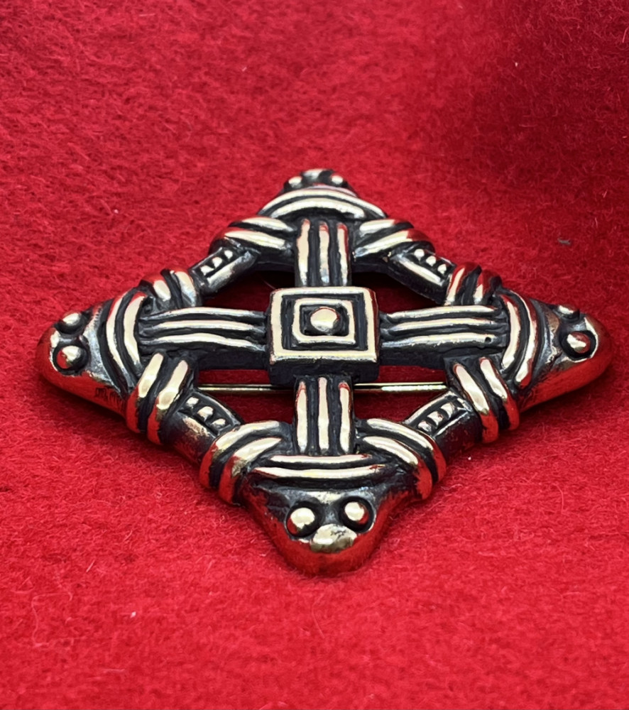 Broche Ulstrup Dragtspænde i bronze -  Firekant spænde fra Ulstrup Herregård