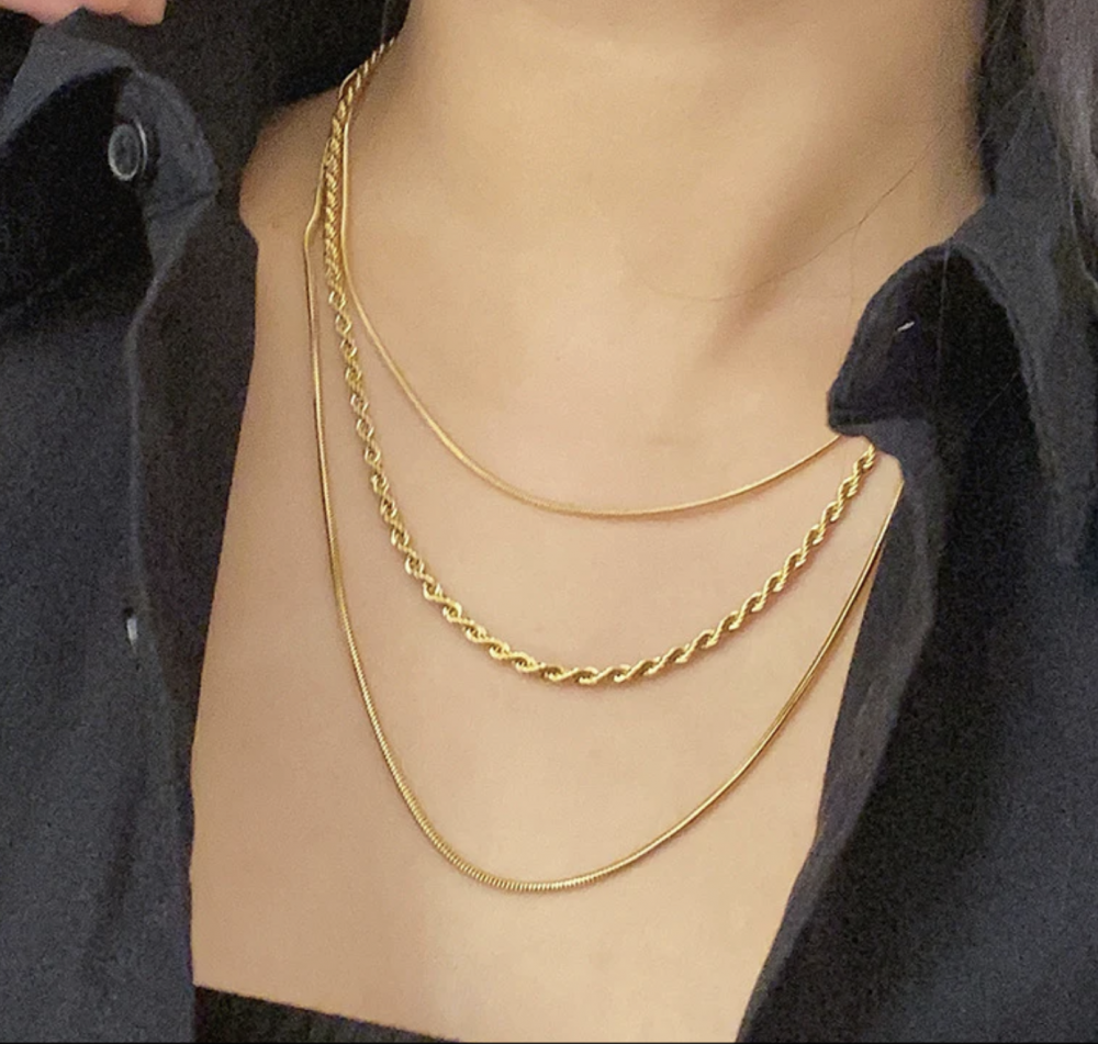 "NU TID" Halskæde 3-i-en kæde. 18k guld PVD 