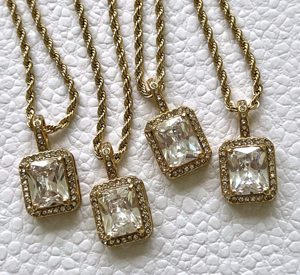 "NU TID" Halskæde britisk vintage hvid zirkon 18k guld PVD 