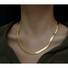 "NU TID" Halskæde flad 5mm 18k guld PVD