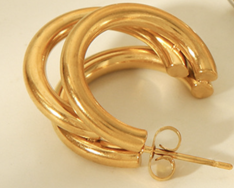 "NU TID" Ørehæng 3-delt dråbe 18k guld PVD