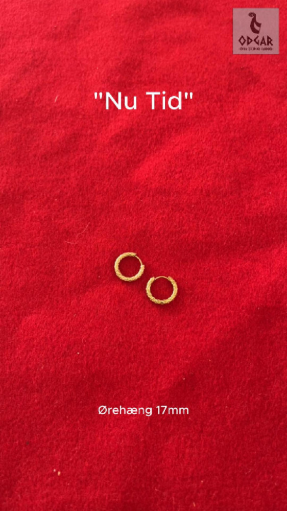 "NU TID" Ørehæng creol rund 17mm, 18k guld PVD 18,6 mm