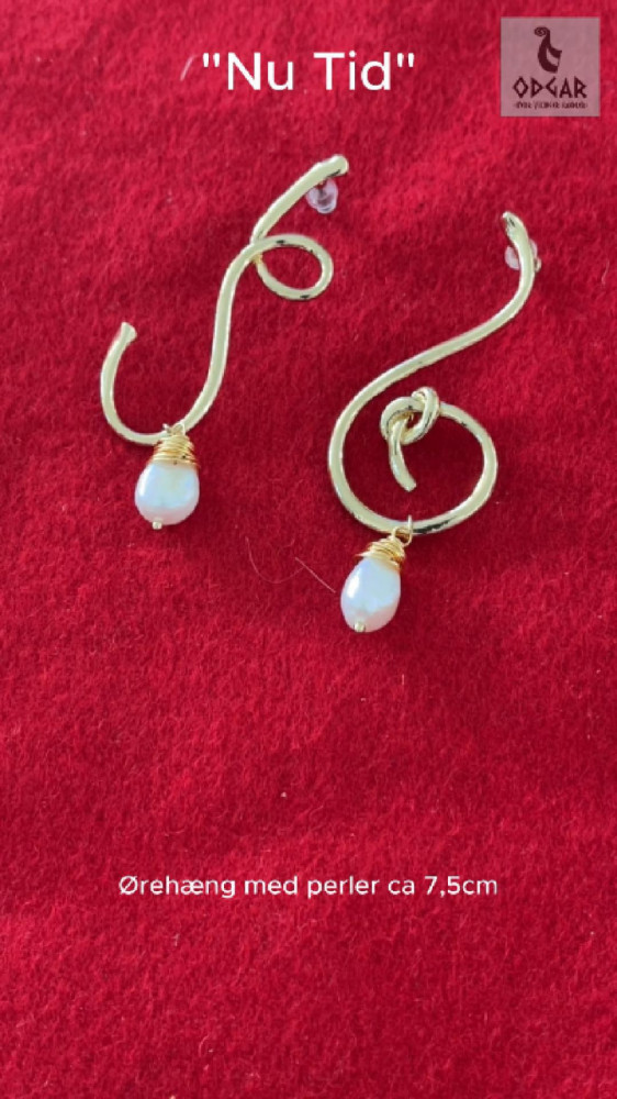 "NU TID" Ørehæng med perler ca 7,5cm  18k guld PVD