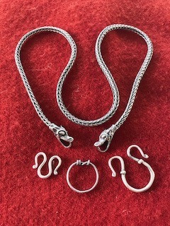 Sølvkæde 3x3,5mm 50cm eller 60cm med ulvehoved  