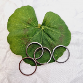 Metalring, sort, 1,5cm
