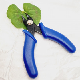 Side cutter