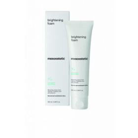 BRIGHTENING FOAM-RENSEGEL TIL NORMAL/KOMBINERET HUD