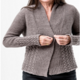 Opskrift: Nala Cardi by Regina Moessmer
